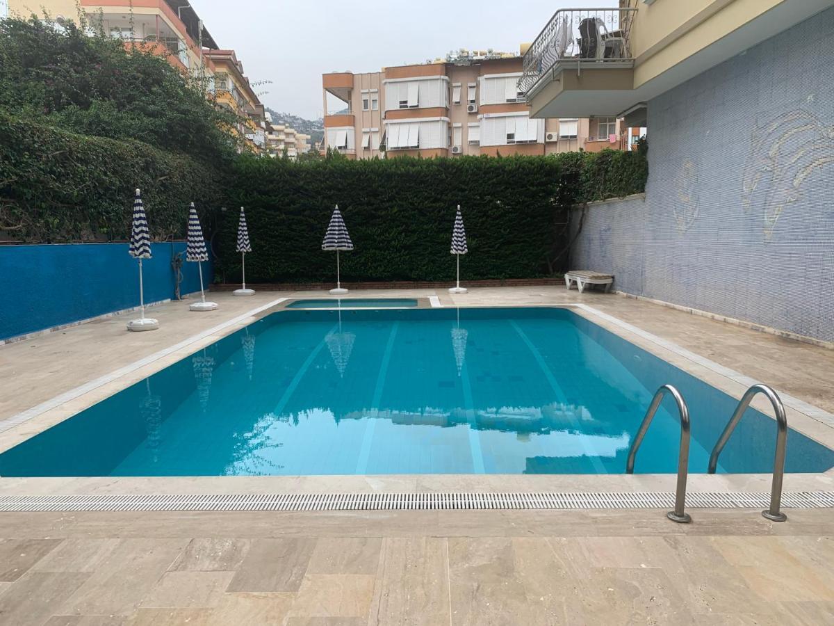 Apartament Sixstar *